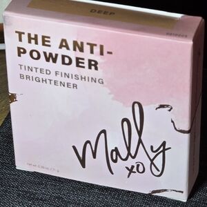 Mally Beauty The Anti-Powder Tinted Finishing Brightener - Deep